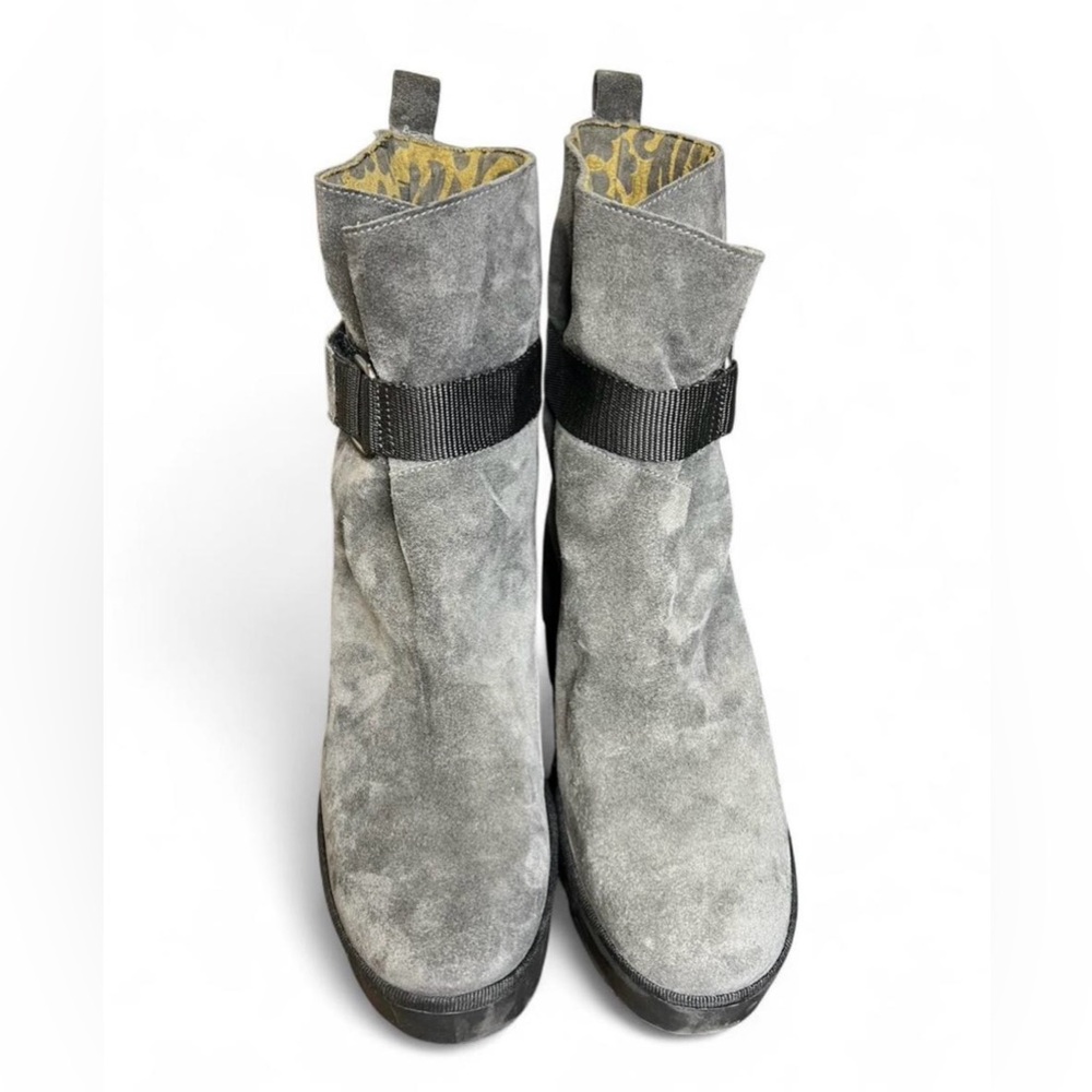 Women’s Fly London blit wedge Suede Leather bootie in color diesel. - Picture 4 of 7